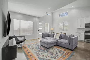 7102 Providence Ave, Austin, TX 78752 - Photo 5