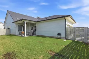 107 Breda Ave, Bastrop, TX 78602 - Photo 25