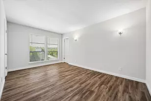 3609 Las Colinas Dr, Austin, TX 78731 - Photo 13