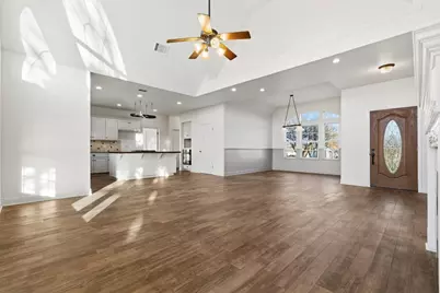 336 Crest Circle Drive, San Marcos, TX 78666 - Photo 5