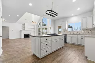 336 Crest Cir Dr, San Marcos, TX 78666 - Photo 7