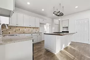 336 Crest Cir Dr, San Marcos, TX 78666 - Photo 9