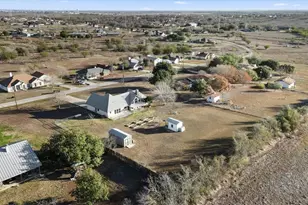 336 Crest Cir Dr, San Marcos, TX 78666 - Photo 37