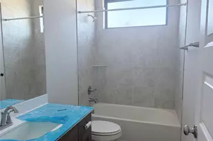 320 W Faulkner St, Liberty Hill, TX 78642 - Photo 31
