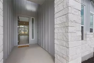 320 W Faulkner St, Liberty Hill, TX 78642 - Photo 3