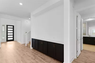 320 West Faulkner Street, Liberty Hill, TX 78642 - Photo 9