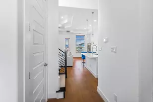 303 Cartwheel Bend, Austin, TX 78738 - Photo 5