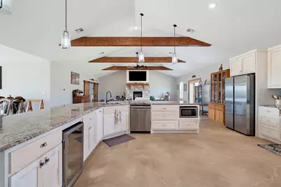 16905 Fm 112, Thrall, TX 76578 - Photo 7