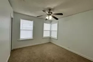415 N Doak St, Taylor, TX 76574 - Photo 5