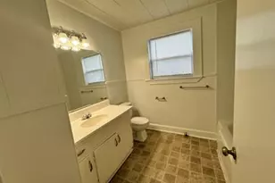 415 N Doak St, Taylor, TX 76574 - Photo 3