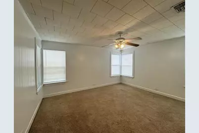 415 N Doak Street, Taylor, TX 76574 - Photo 7