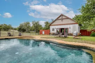 19908 Victoria Chase Rd, Lago Vista, TX 78645 - Photo 35