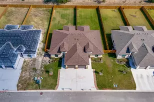 346 Navarro Wy, Seguin, TX 78155 - Photo 1