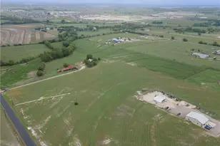 2201 County Rd 311, Jarrell, TX 76537 - Photo 15