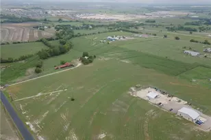 2201 County Rd 311, Jarrell, TX 76537 - Photo 9