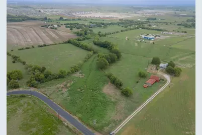 2201 County Road 311, Jarrell, TX 76537 - Photo 9
