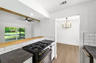 8520 Bradford Dr, Austin, TX 78758 - Photo 15