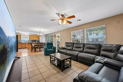 713 Johnny Bench, Round Rock, TX 78665 - Photo 17