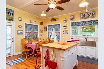 1065 Private Road 7041, Elgin, TX 78621 - Photo 11