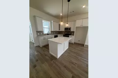 802 S Creek Street #103, Fredericksburg, TX 78624 - Photo 5