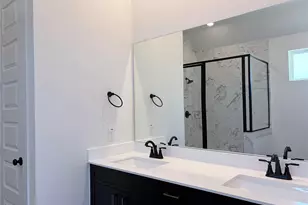 209 W Faulkner St, Liberty Hill, TX 78642 - Photo 31