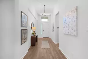 209 W Faulkner St, Liberty Hill, TX 78642 - Photo 3