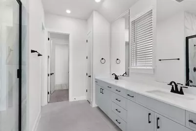 209 West Faulkner Street, Liberty Hill, TX 78642 - Photo 13