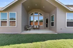 209 W Faulkner St, Liberty Hill, TX 78642 - Photo 15