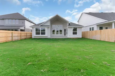 209 West Faulkner Street, Liberty Hill, TX 78642 - Photo 15