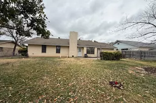 11303 Circle Bend Dr, Austin, TX 78758 - Photo 17