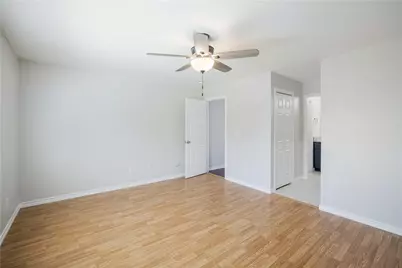 214 Lizzie Street #B, Taylor, TX 76574 - Photo 11