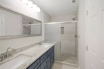 214 Lizzie Street #B, Taylor, TX 76574 - Photo 13
