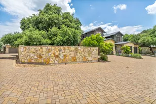 19404 Bold Venture Dr, Spicewood, TX 78669 - Photo 5