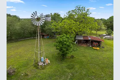 5612 Hwy 71 E, Smithville, TX 78957 - Photo 19