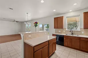 8613 Capitol View Dr, Austin, TX 78747 - Photo 23