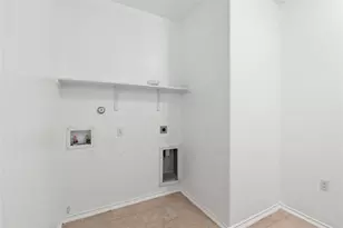 8613 Capitol View Dr, Austin, TX 78747 - Photo 9