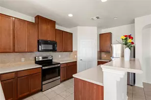 8613 Capitol View Dr, Austin, TX 78747 - Photo 21
