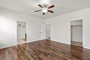 8613 Capitol View Dr, Austin, TX 78747 - Photo 11