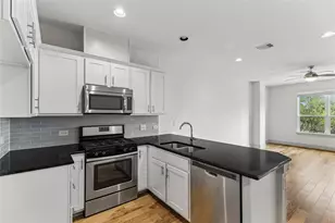 2101 Town Centre Dr, Round Rock, TX 78664 - Photo 11