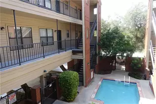 106 E 30th St, Austin, TX 78705 - Photo 9