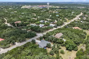 1619 Scenic View Dr, Canyon Lake, TX 78133 - Photo 33