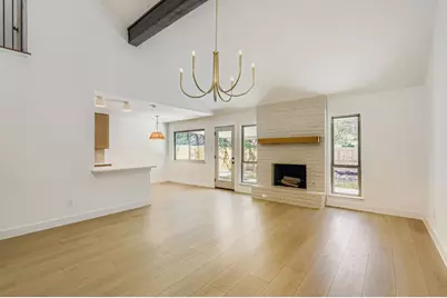 10407 Robinwood Circle, Austin, TX 78758 - Photo 9