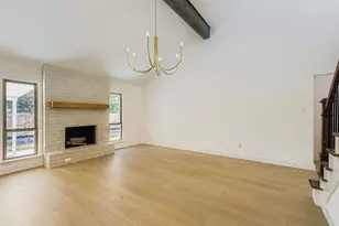 10407 Robinwood Cir, Austin, TX 78758 - Photo 11