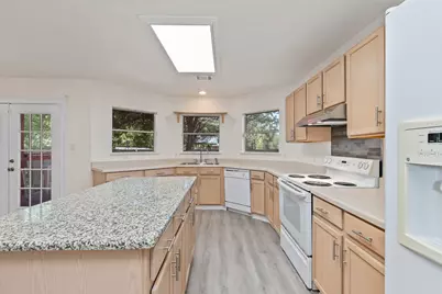 1216 Bradbury Lane, Austin, TX 78753 - Photo 11