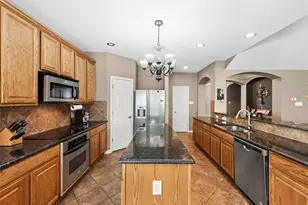 30013 Edgewood Dr, Georgetown, TX 78628 - Photo 11