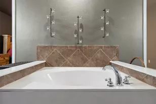30013 Edgewood Dr, Georgetown, TX 78628 - Photo 23