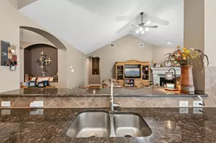 30013 Edgewood Dr, Georgetown, TX 78628 - Photo 13
