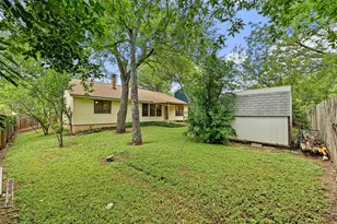 2411 Roehampton Dr, Austin, TX 78745 - Photo 27