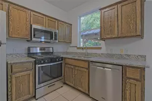2903 Whisper Oaks Ln, Georgetown, TX 78628 - Photo 15