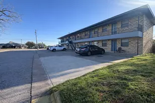 1706 W Cameron Ave, Rockdale, TX 76567 - Photo 19